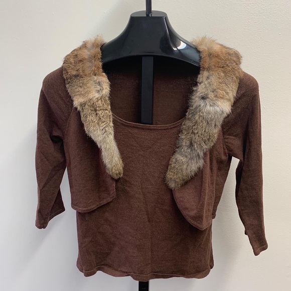 Beautiful Vintage fur collar sweater - Picture 5 of 5